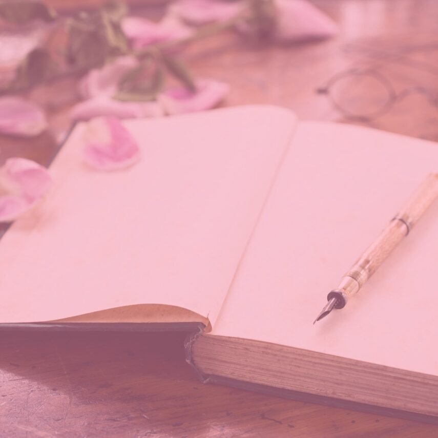 All about journaling yourself and the happiness